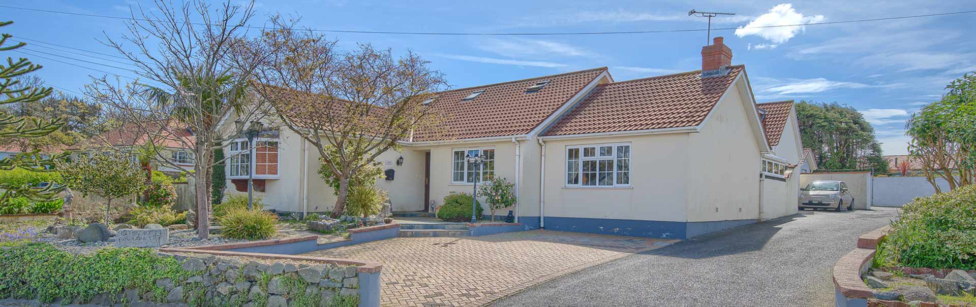 Estate Agents in St. Sampson, Guernsey Chateaux Estate Agency